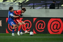 爱游戏体育官方 -追捕1976观后感