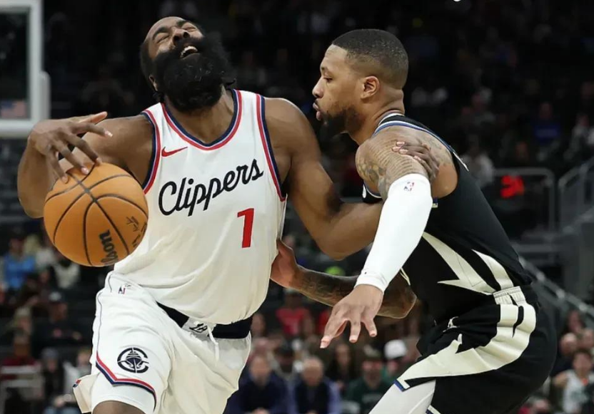 密尔沃基雄鹿队官网